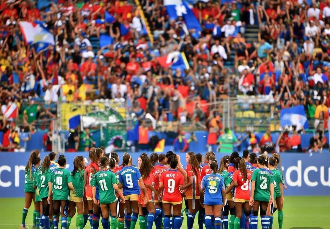 巴拿马女足VS海地女足：梦想之战，足球盛宴与心理对决(图1)